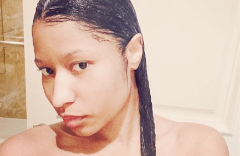 Do It For The Gram! Nicki Minaj Post Naked Shower Selfies 