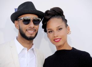 2012 Billboard Music Awards - Arrivals