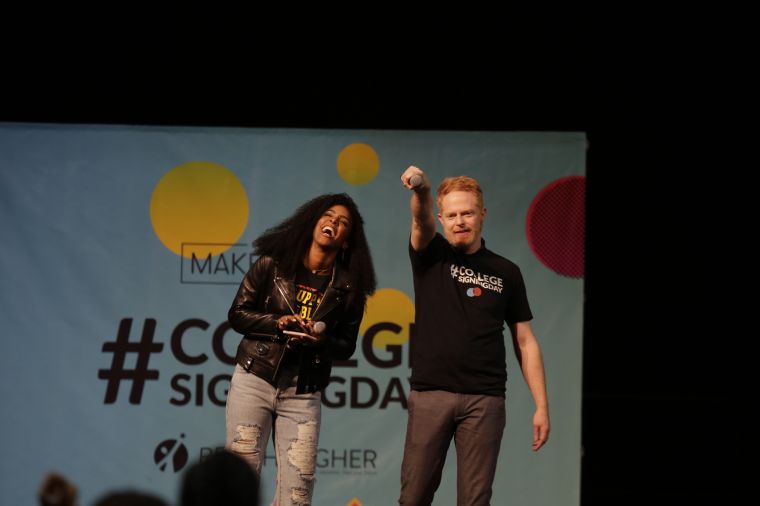 Kelly Rowland + Jesse Tyler Ferguson