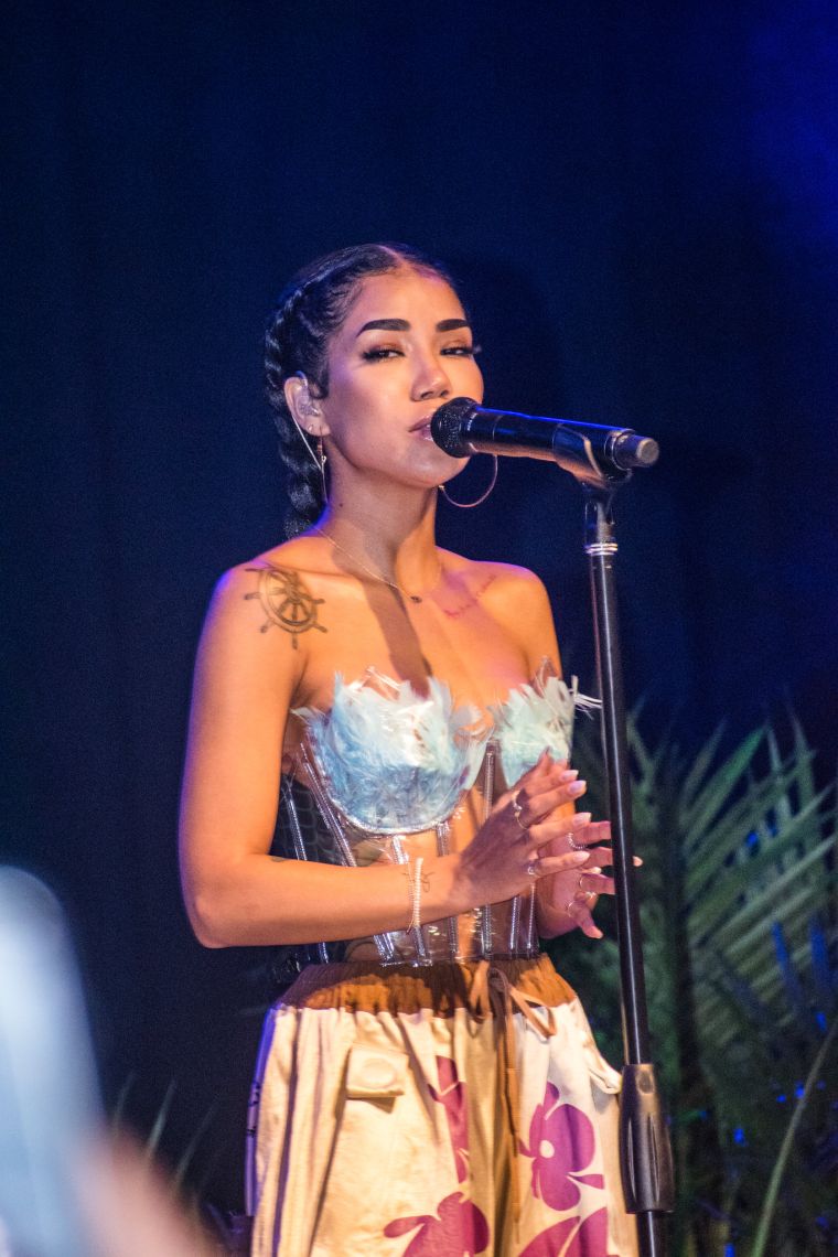 Jhene Aiko