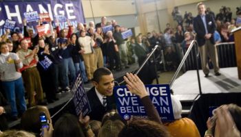 Barack Obama shaking hands with a crowd up supporters, at a rally in Keene, New Hampshire on January 6, 2008