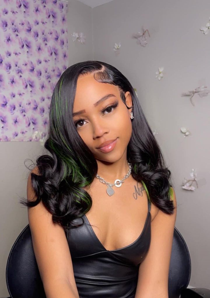 Philly fan "LV" installs wig she caught at Glorilla concert