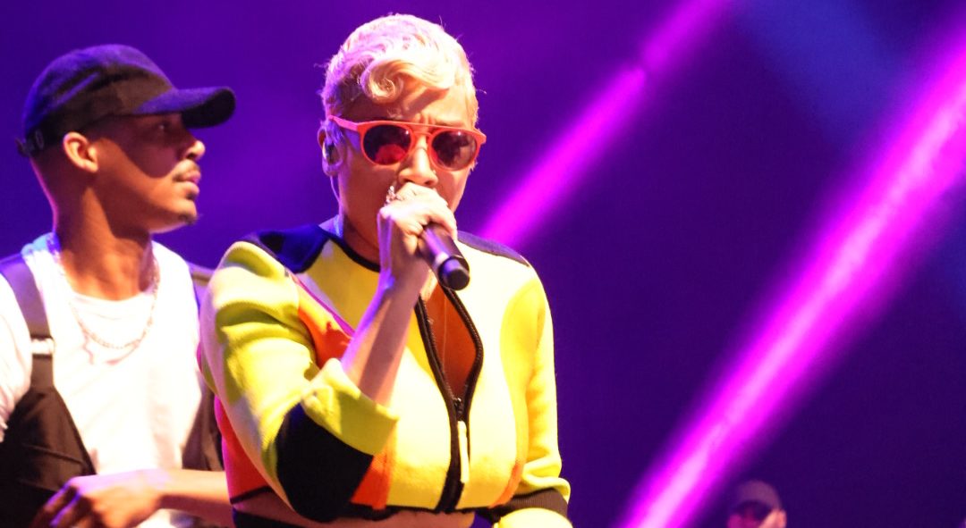 Keyshia Cole Tears the RNB Fest Stage DOWN!