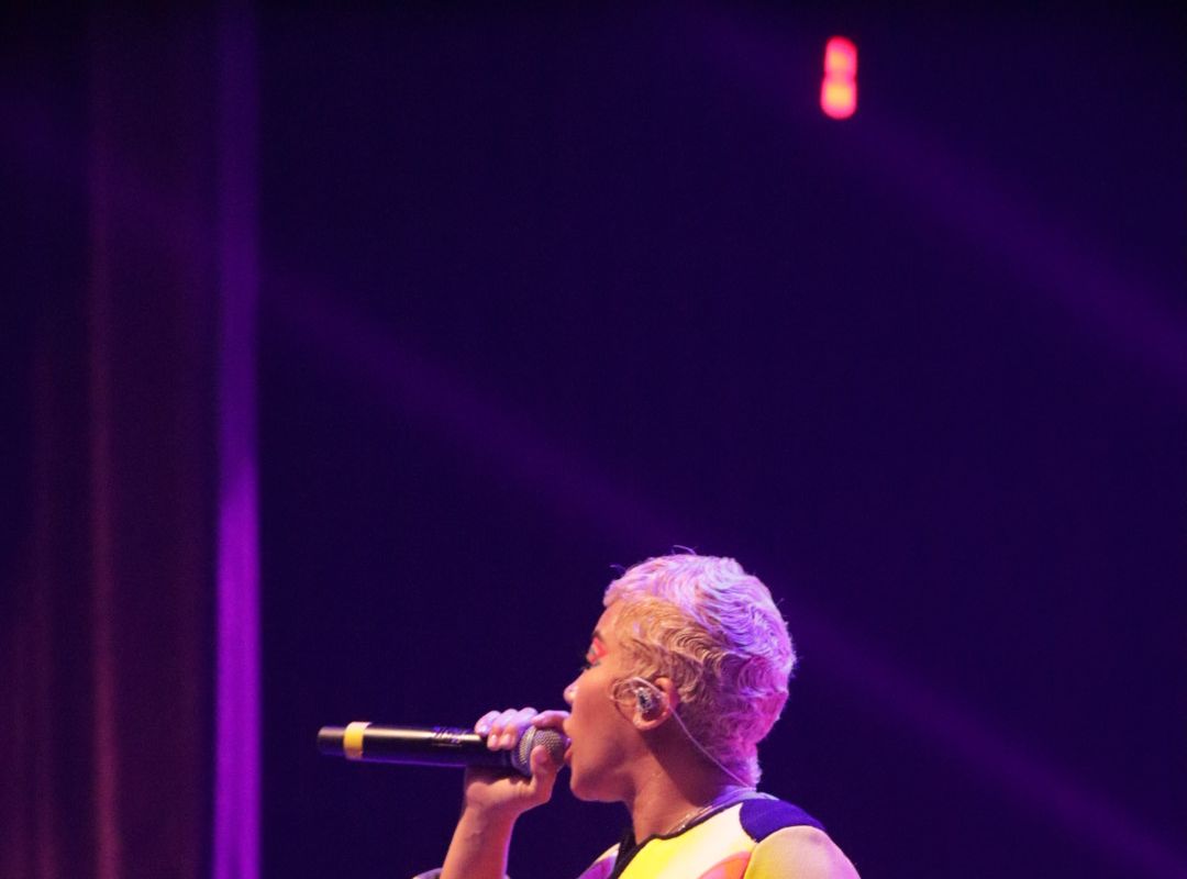 Keyshia Cole Tears the RNB Fest Stage DOWN!