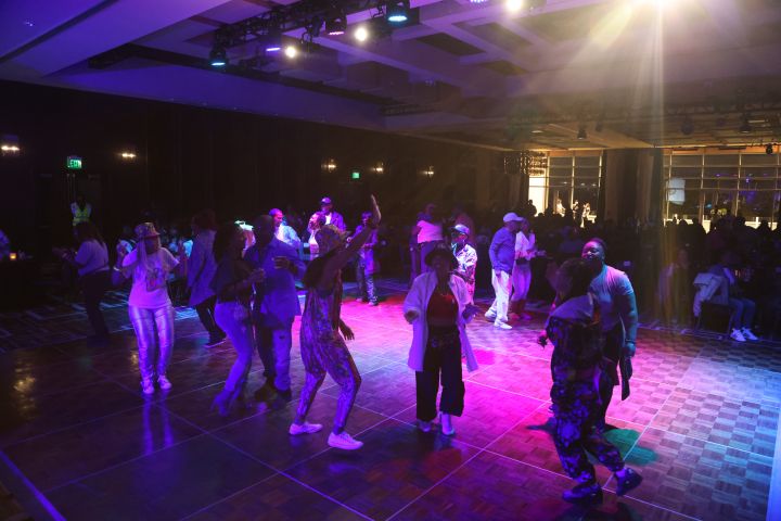 Class of 90s Dance Party