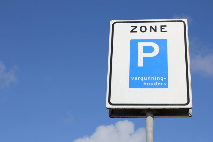 Dutch road sign: entrance to controlled parking zone for permit-holders only