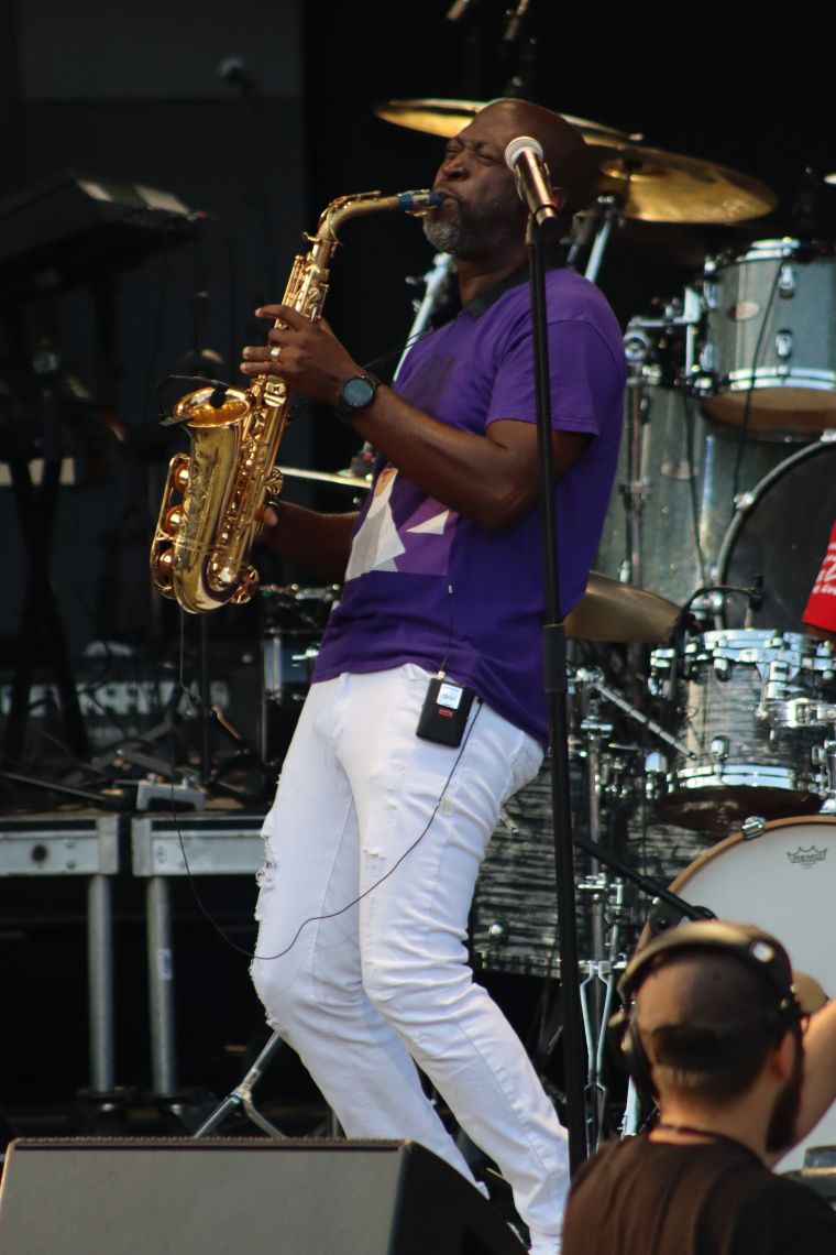 Mike Phillips performing at the Dell Music Center
