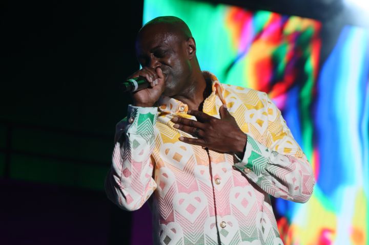 Kem performing at the Dell Music Center