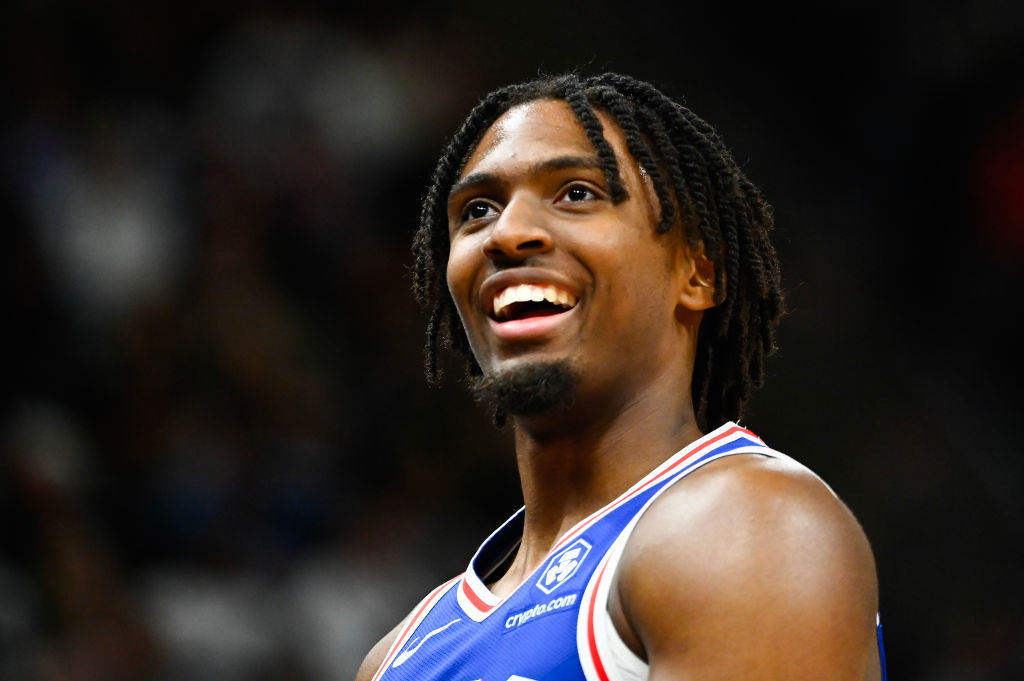 Philadelphia 76ers v Utah Jazz
