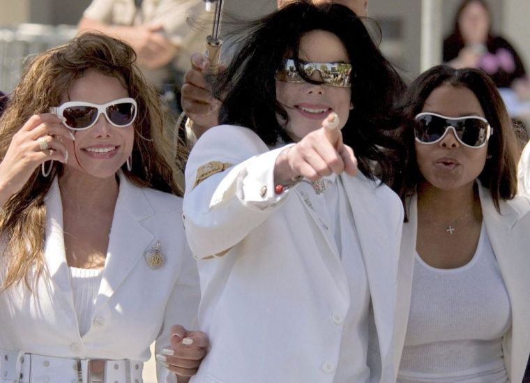 Janet and Latoya Jackson