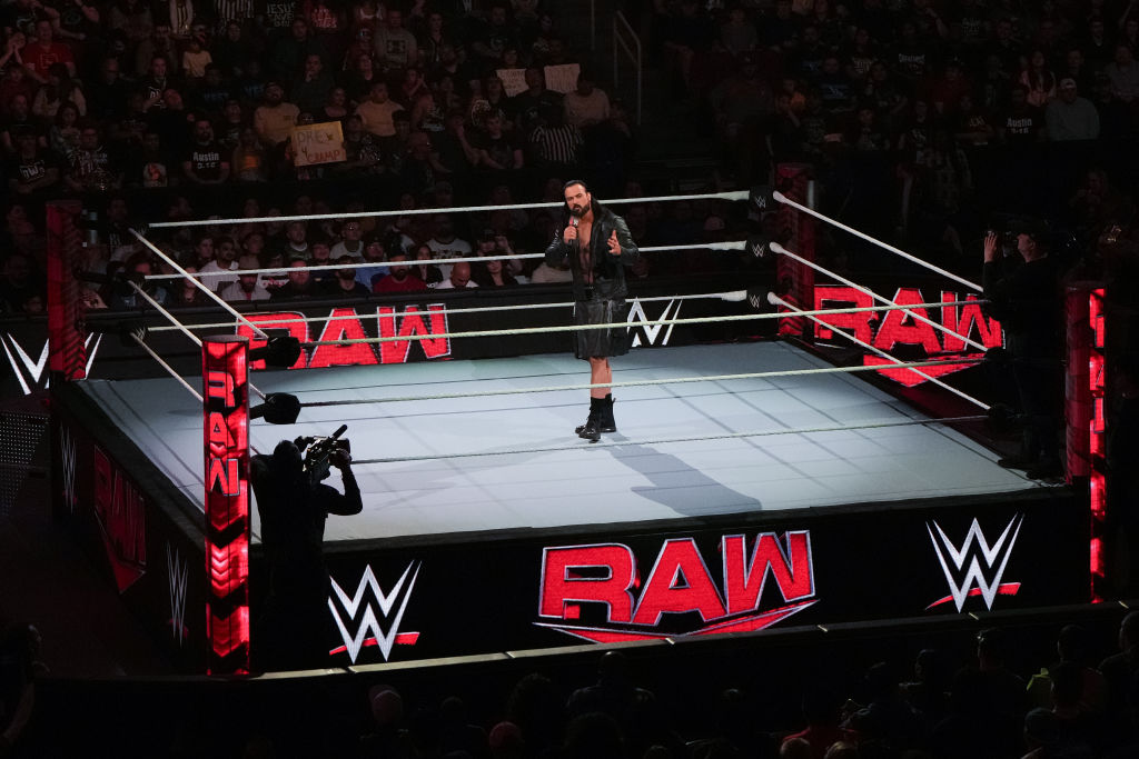 WWE Monday Night RAW