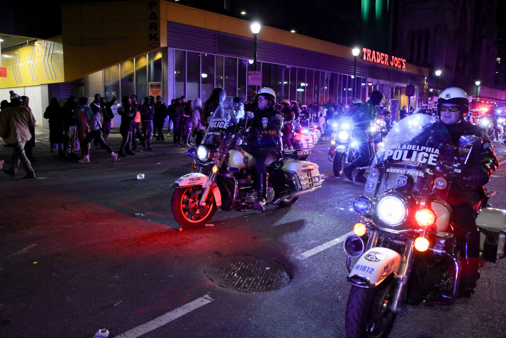Philadelphia-Police-Respond-Eagles-Fans-Celebrate-Super-Bowl-Win