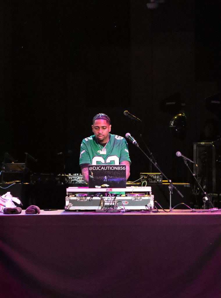 Jeremih & DJ Caution performance at RNB Fest 2025 Dell Music Center