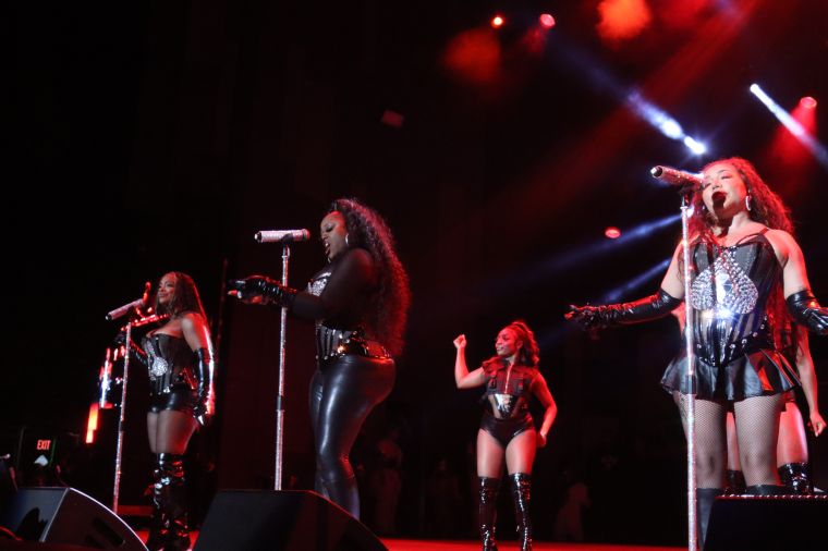 Dell Music Center Show 8-29: No Question, Lloyd, Xscpae