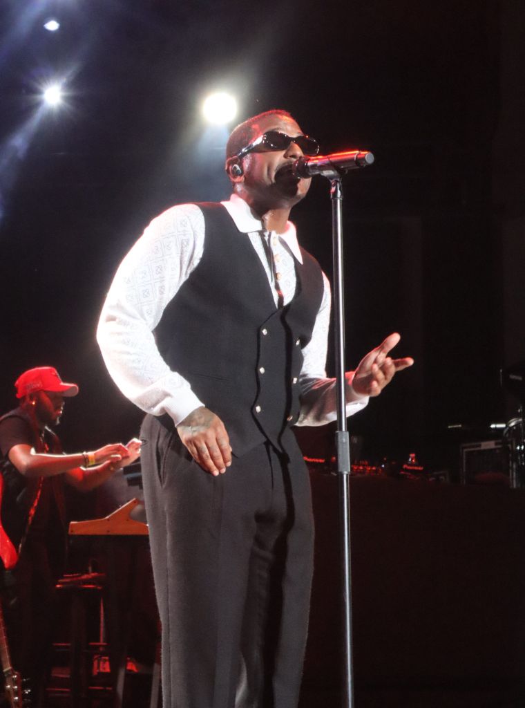 Dell Music Center Show 8-29: No Question, Lloyd, Xscpae