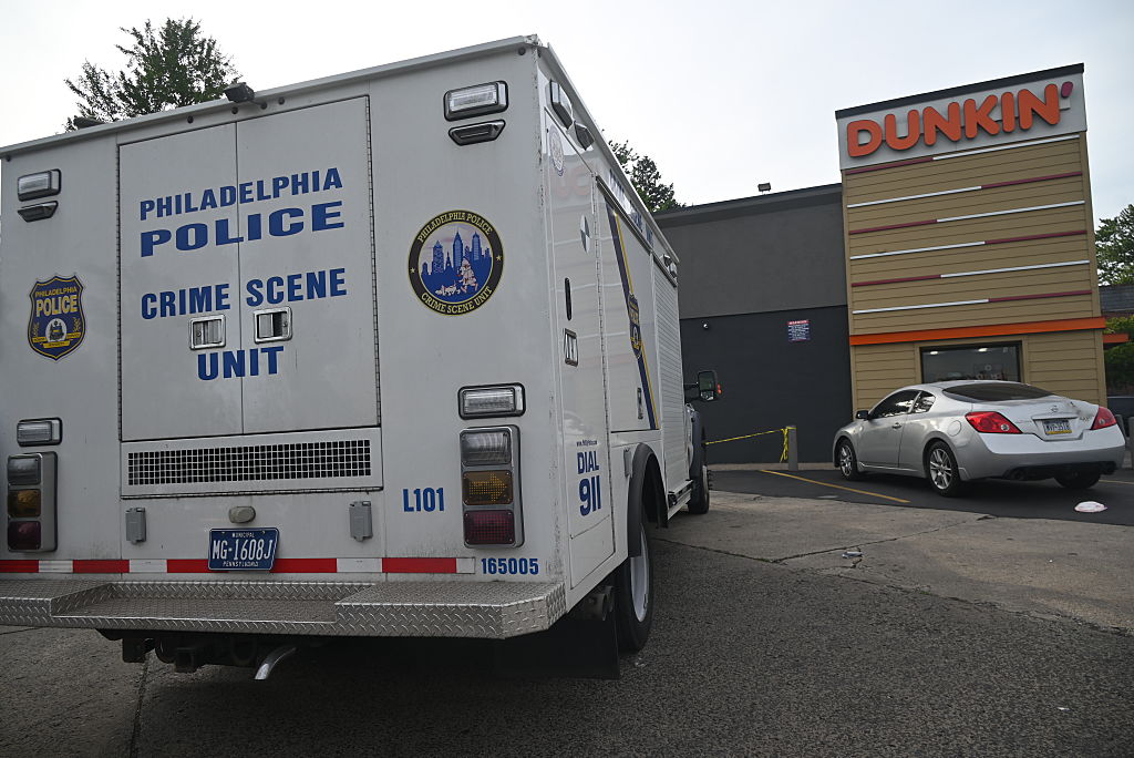 Victim shoots and kills robbery suspect in Philadelphia, Pennsylvania