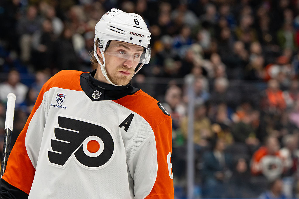 Philadelphia Flyers v Vancouver Canucks