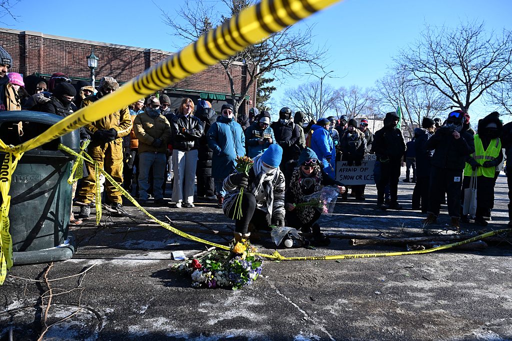 US-IMMIGRATION-ICE-SHOOTING