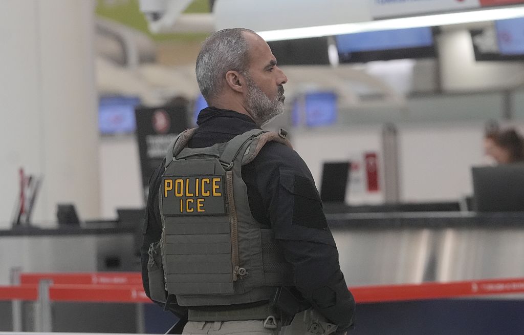 ICE officers deployed at airports amid TSA staff shortages