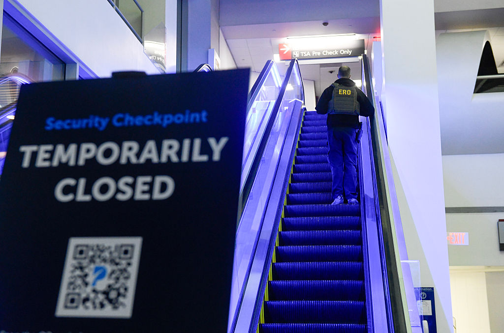 Trump Sends ICE Agents To Airports and signs executive order to pay TSA