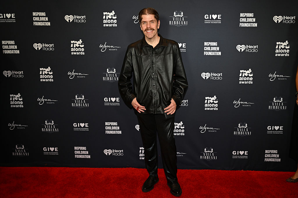 Villa Bibbiani Presents The Inaugural Not Alone Awards, Co-Hosted By Jewel And Powered By The Steven & Alexandra Cohen Foundation