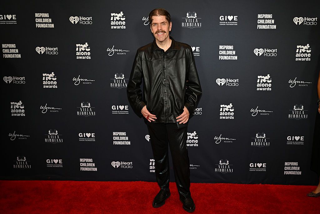 Villa Bibbiani Presents The Inaugural Not Alone Awards, Co-Hosted By Jewel And Powered By The Steven & Alexandra Cohen Foundation
