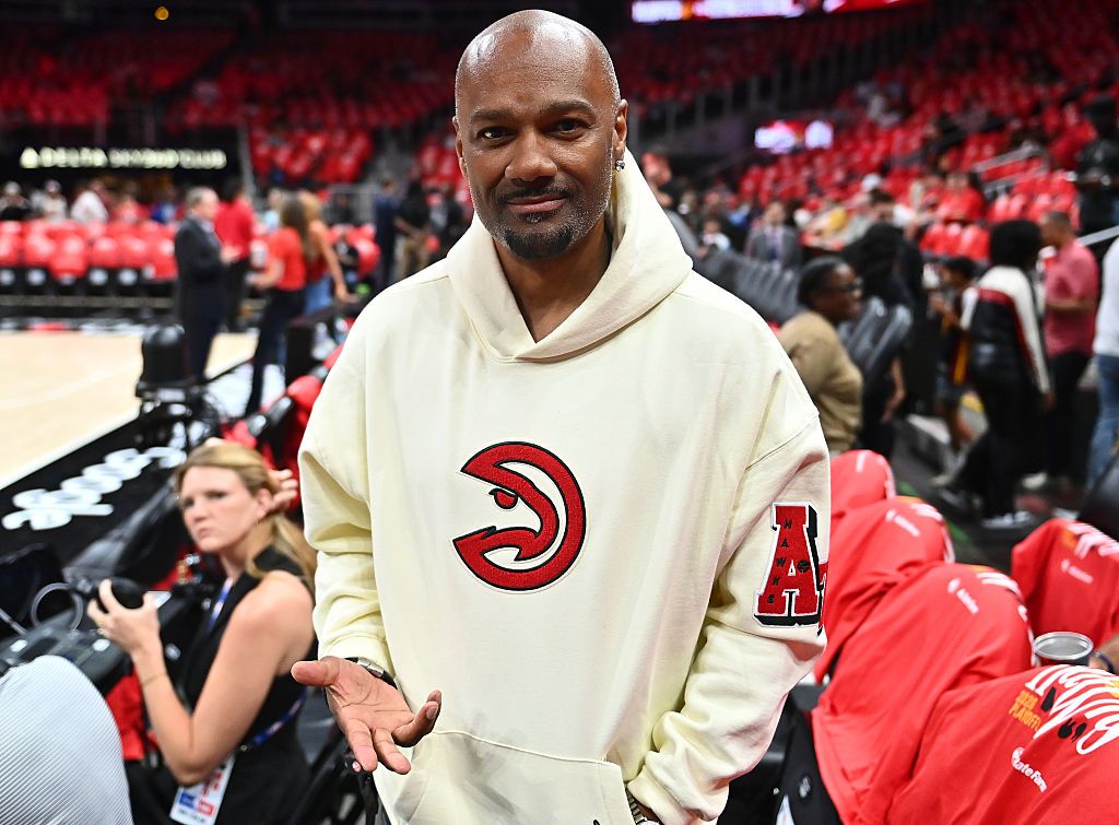 Celebrities Attend New York Knicks v Atlanta Hawks